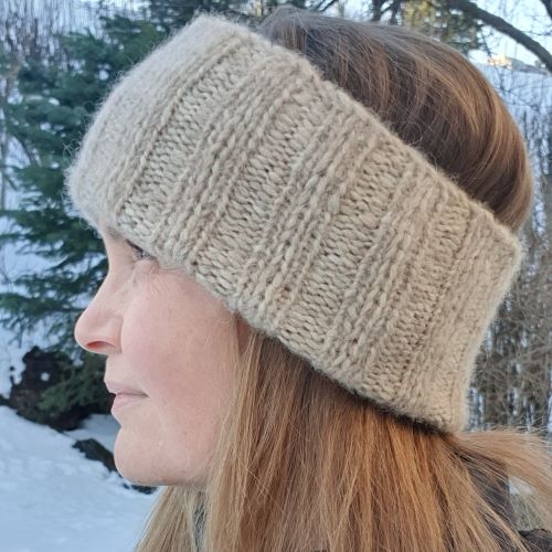 GARRI COWL